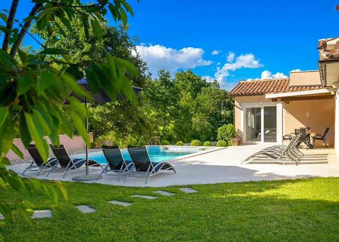 Emili By Istrialux Villa